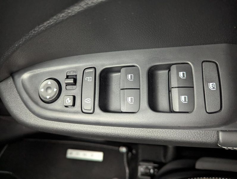 2025 Hyundai Venue Active Auto MY25 Photo 18