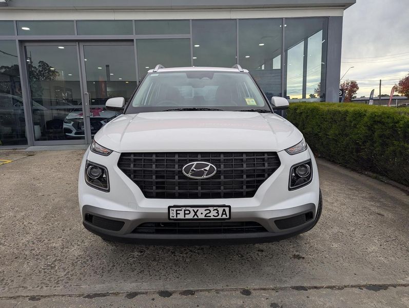 2025 Hyundai Venue Active Auto MY25 Photo 2